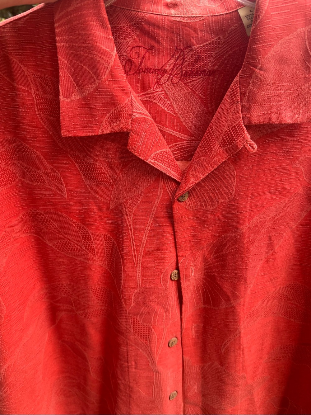Tommy Bahama 100% Silk Red Floral Jacquard Camp Shirt Large Hawaiian Resort
